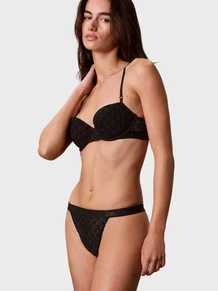 Стринги Calvin Klein черные