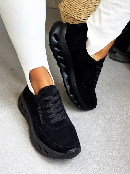 Замшеві Кросівки INNOE чорний