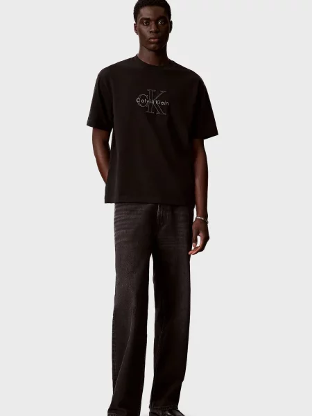 Льняная футболка Calvin Klein Jeans с аппликацией черная