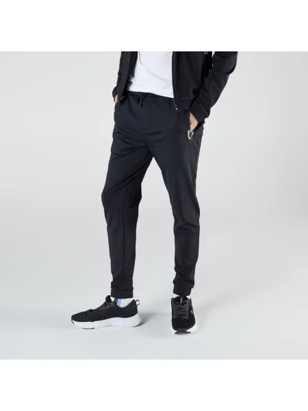 Спортивные штаны Lacoste черные