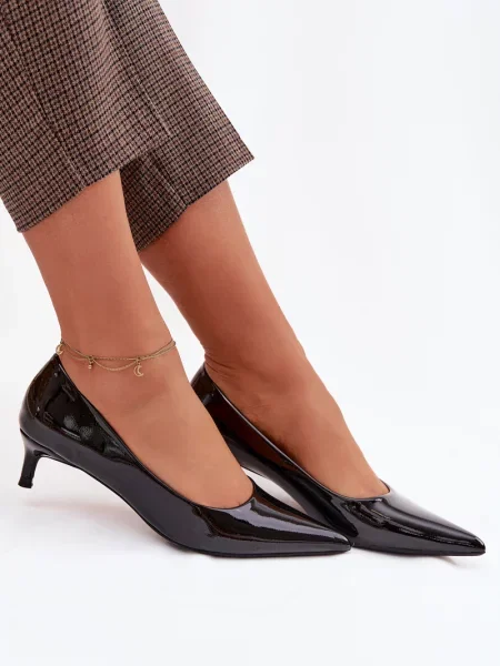 Полуотворени обувки Boto черно