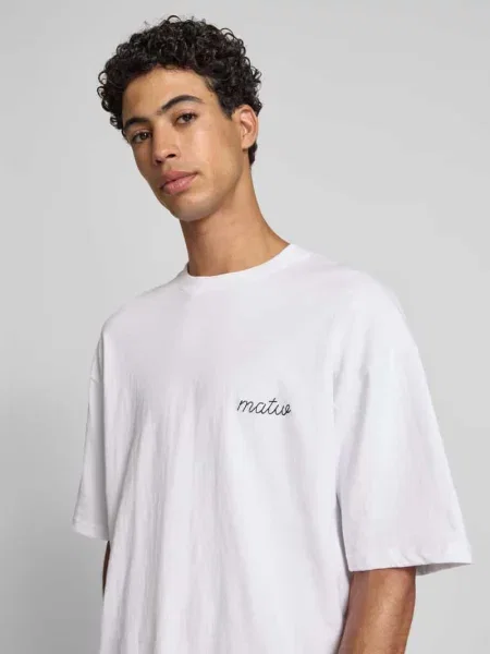 T-shirt z wyhaftowanym logo Review X Matw biała