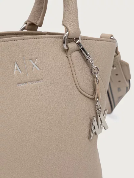 Кожаная сумка шоппер Armani Exchange