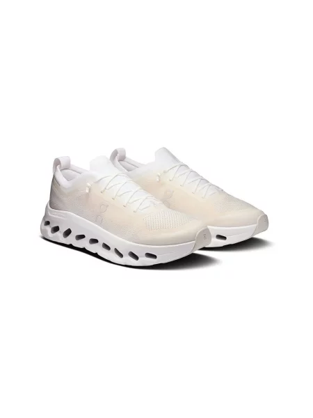 Pantofi On bej