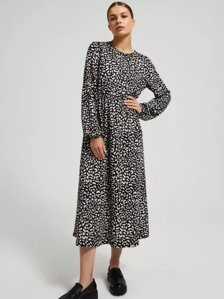 Rochie midi Moodo până la genunchi de costum negru