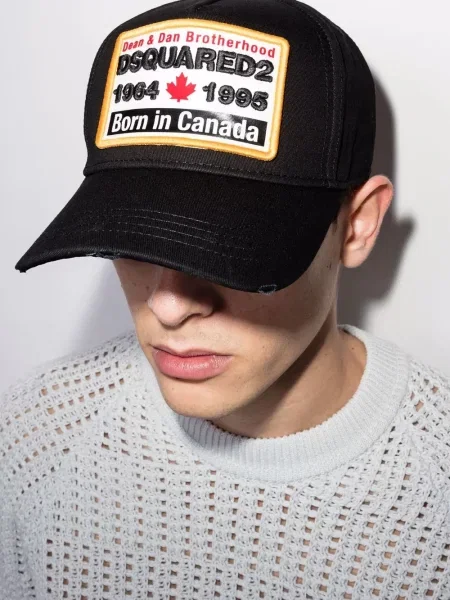 Kepurė su snapeliu Dsquared2 juoda