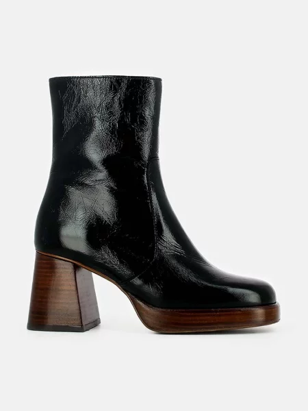 Кожаные ботинки Jonak черные