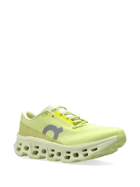 Sneakerși On cu șireturi din dantelă galben