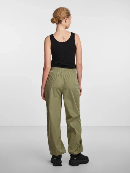 PIECES Pantaloni FRADINA oliv