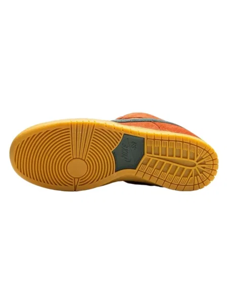 Pantofi Nike portocaliu