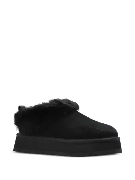 Cizme scurte Ugg din piele de oaie negru