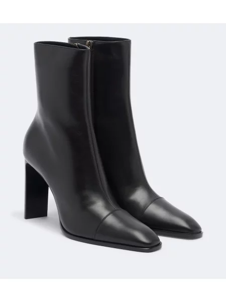 Cizme scurte Saint Laurent din piele maro