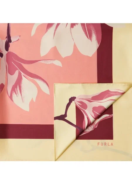 Fular Furla cu model floral cu imagine