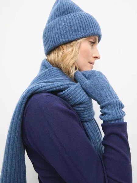 Căciulă Answear.lab de lână albastru