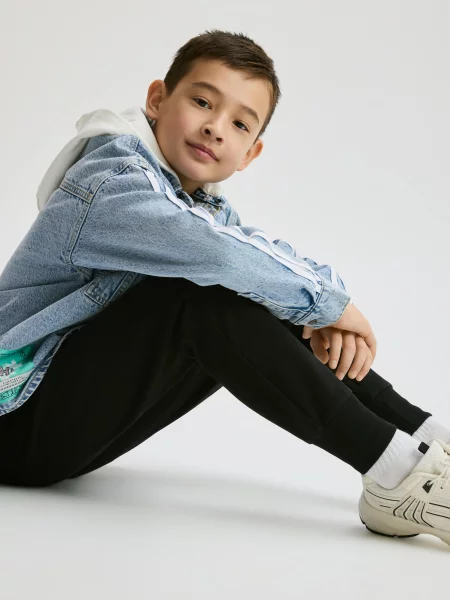 Reserved Спортивні штани jogger чорний