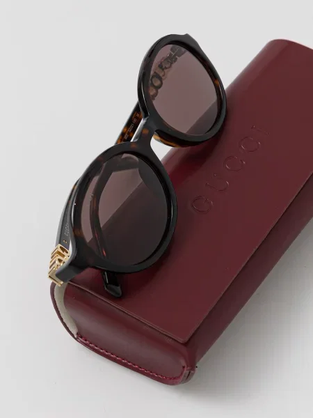 Солнцезащитные очки Gucci