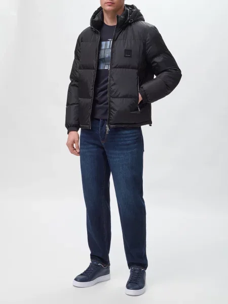 Пуховик Armani Exchange черный