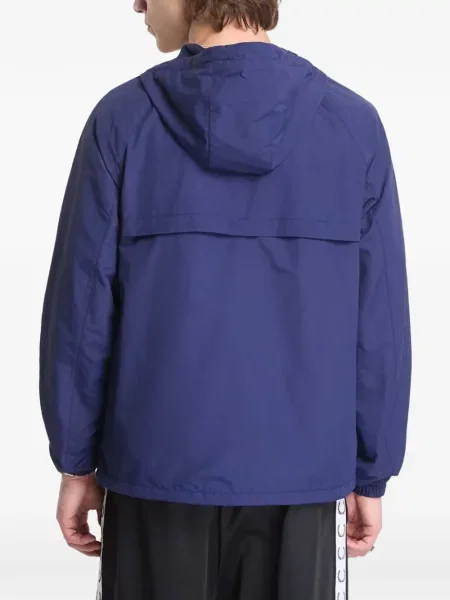 Geacă Fred Perry cu broderie cu glugă albastru