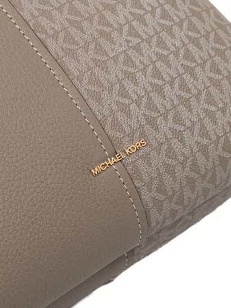 Portofel Michael Michael Kors cu volane plisat de lână negru