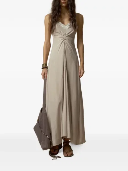 Rochie maxi Elywood din dantelă evazată roz