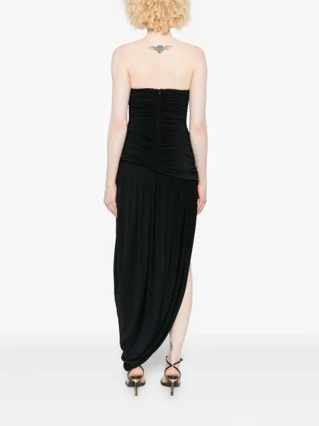 Rochie Magda Butrym drapată de costum negru