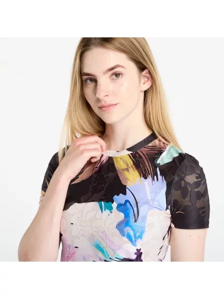 Къс тениска Desigual черно