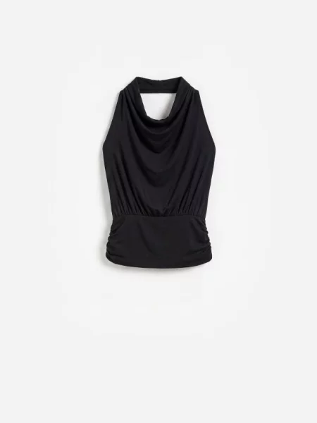 Reserved Top cu decolteu halter negru