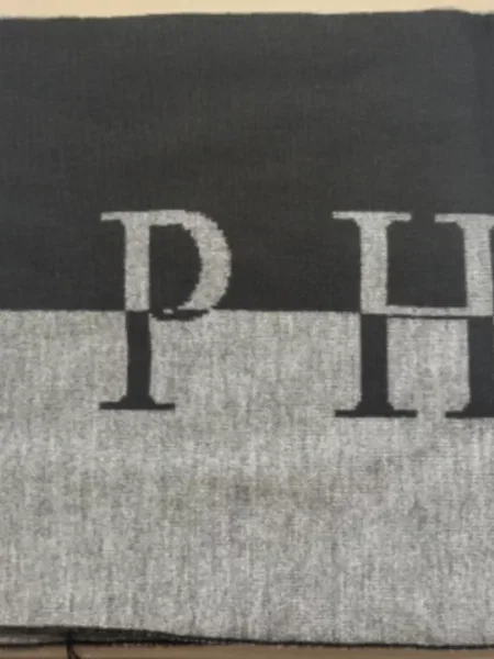Fular Philipp Plein cu franjuri gri