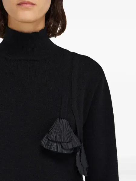 Pulover Ferragamo plisat negru