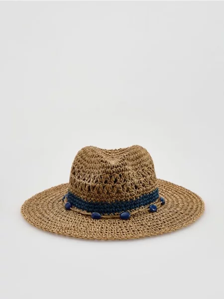 Reserved Плетений капелюх з намистинами нюдовий 