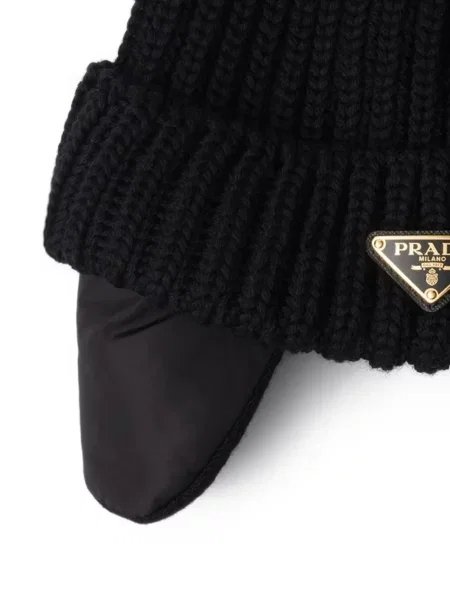 Căciulă Prada tricotate negru