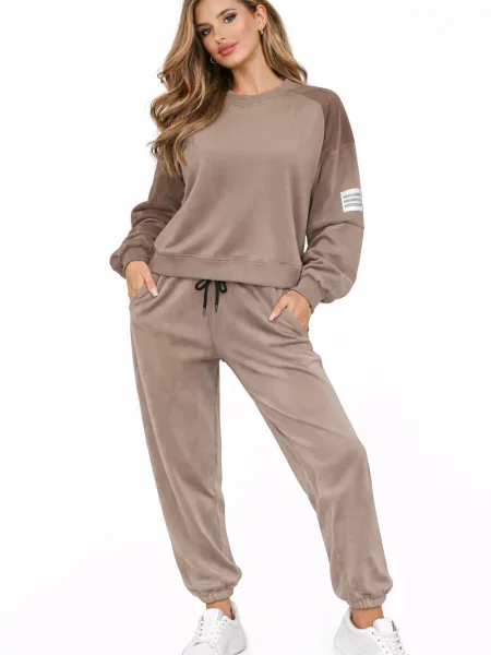 Aksamitny komplet dresowy Fashion