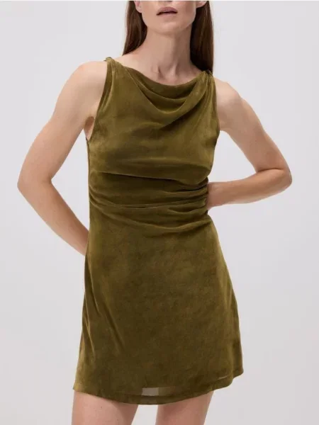 Reserved Сукня-міні з оборками коричневувато-зелений зелена