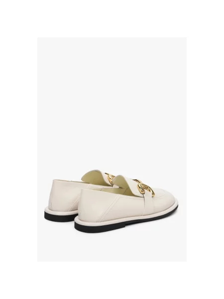 Лофери молочні Estro білі