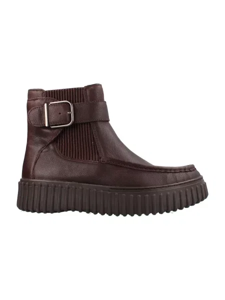 Čižmy Clarks s prackou hnedá