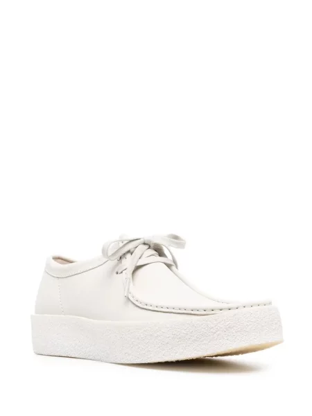 Кожени ниски обувки Clarks Originals с връзки бяло