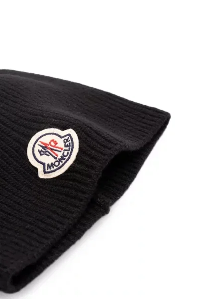 Pletený čepice Moncler s autogramem černý