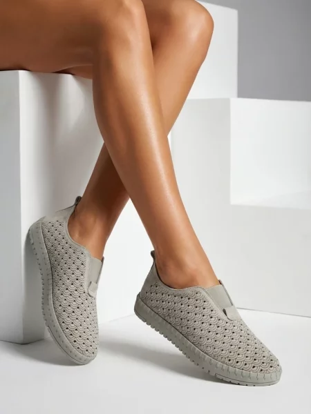 Sneakerși Resti gri