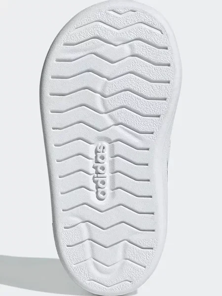 Детские кроссовки Adidas