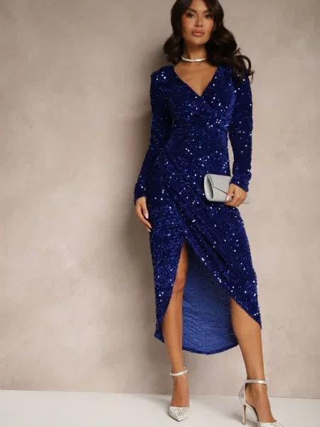 Koktajlowa Kopertowa Sukienka Ozdobiona Cekinami i Asymetrycznym Wycięciem Nerrira granatowa