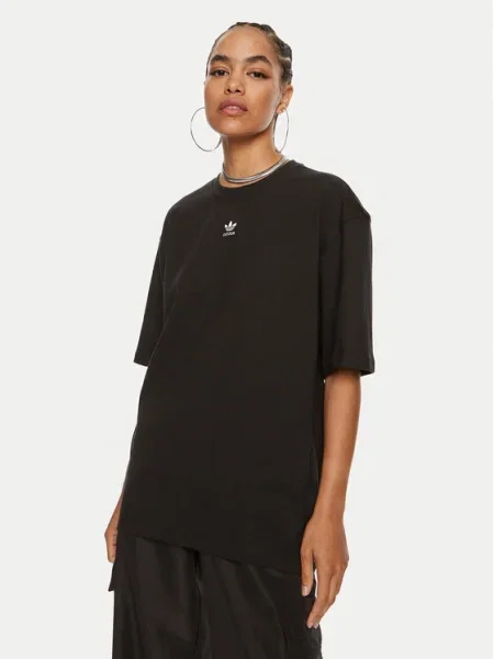 Adidas Тишърт Essentials Boyfriend Oversize черен