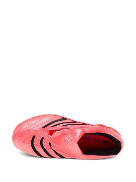 Sneakerși Adidas Predator cu dungi galben