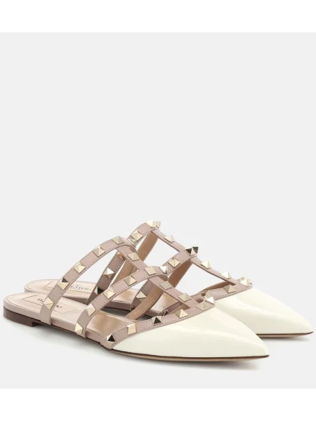 Kožené lakované bačkory Valentino Garavani bílé