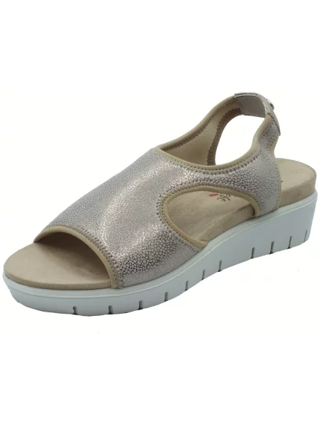 Sandály Enval v městském stylu stříbrné