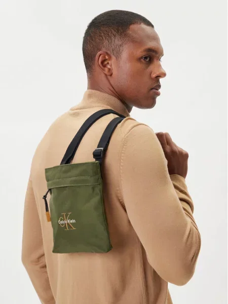 Torbica za okoli pasu Calvin Klein zelena