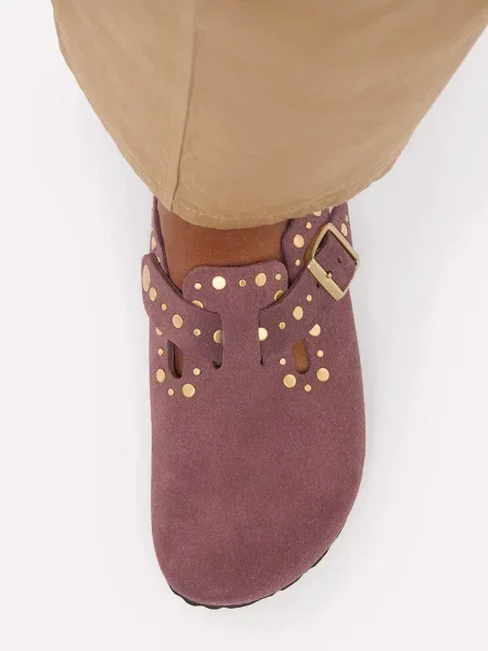 Замшевые шлепанцы Birkenstock с заклепками