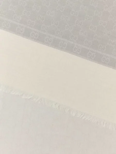 Fular Gucci gri
