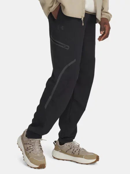 Pantaloni cargo Under Armour negru