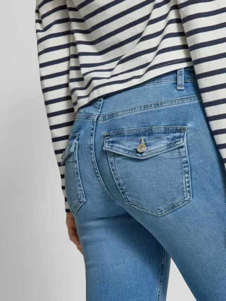 Rozszerzane jeansy z mieszanki bawełny model BLUSH' Only niebieskie