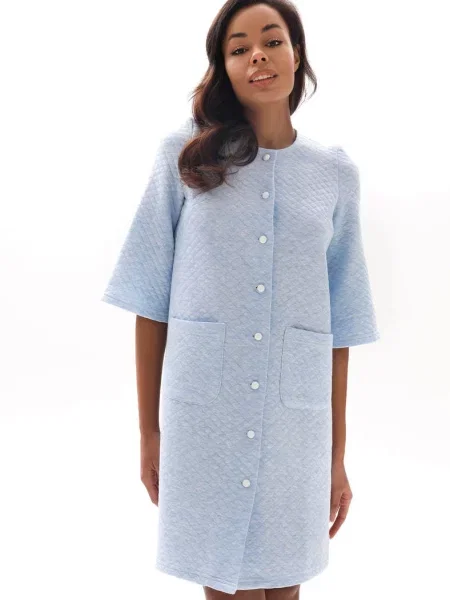 Женский стеганый халат из блакитний